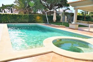 thumbnail: Outdoor pool