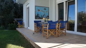 thumbnail: Terrace/patio