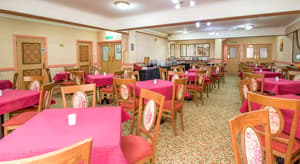 thumbnail: Restaurant