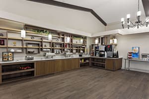 thumbnail: Breakfast area