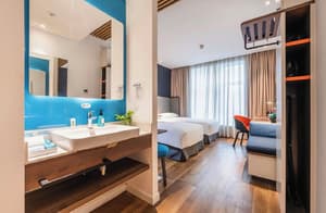 thumbnail: Room