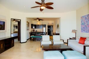thumbnail: In-room dining