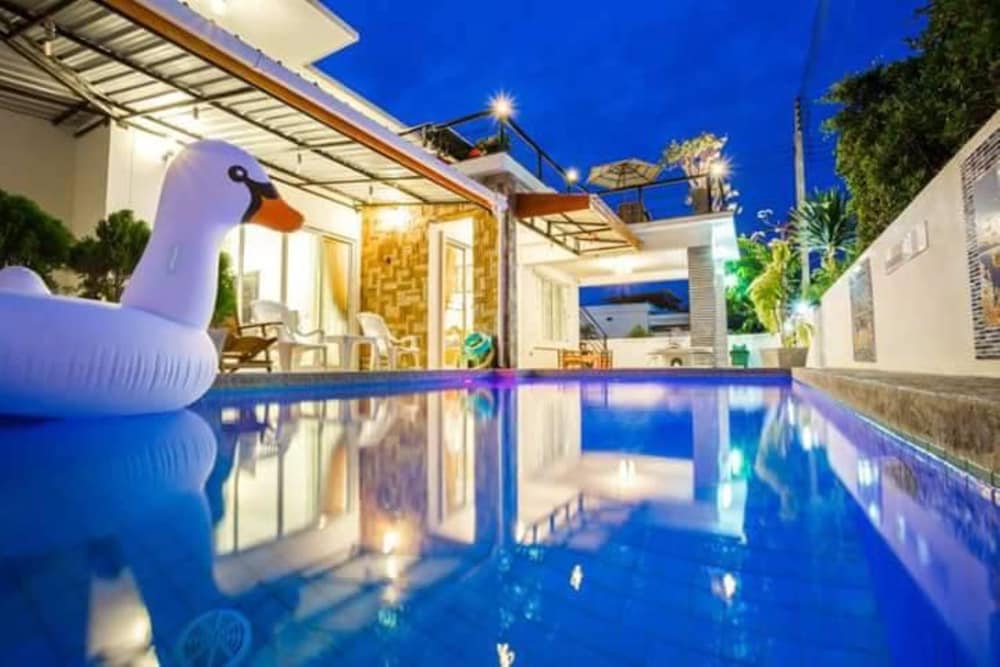 Swimming pool-spa