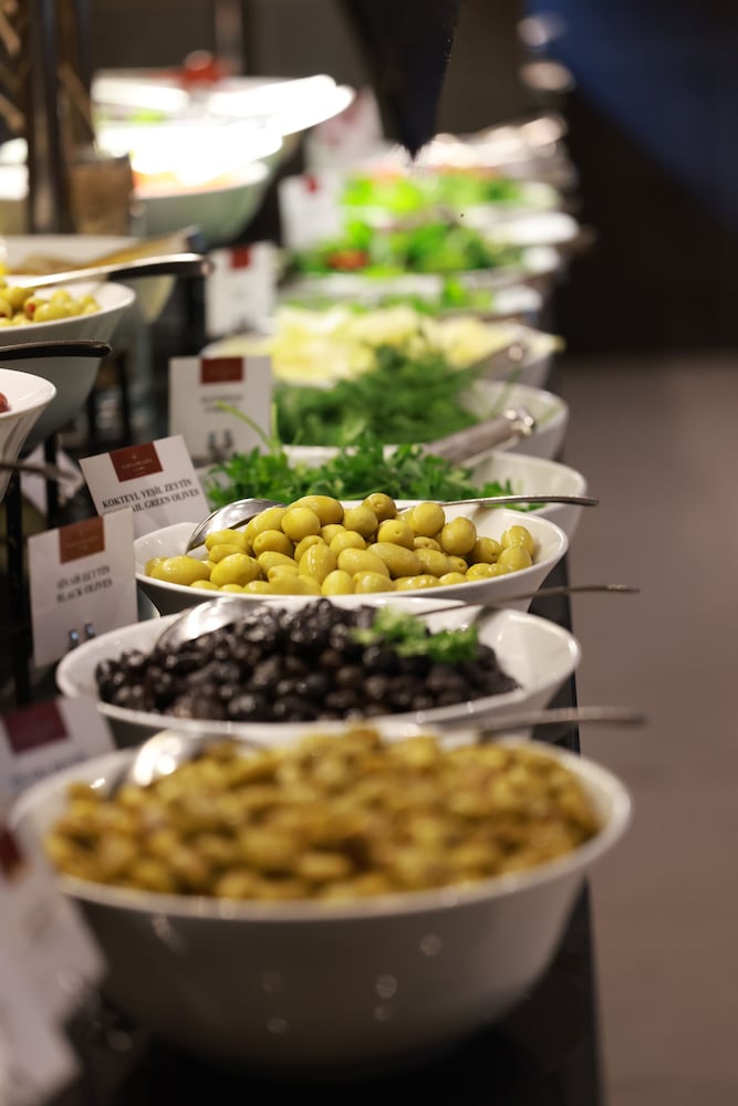 Breakfast buffet