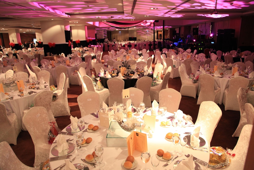 Indoor wedding