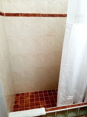 thumbnail: Bathroom shower