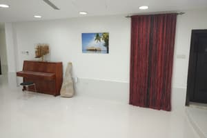 thumbnail: Interior