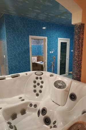 thumbnail: Bathroom sink