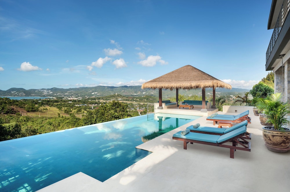 Sundeck