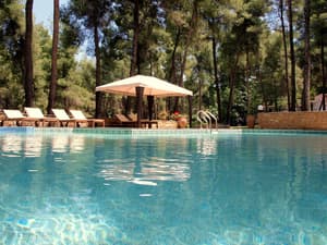 thumbnail: Pool