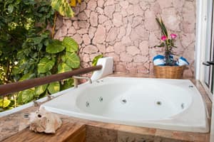 thumbnail: Private spa tub