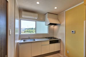 thumbnail: Private kitchenette