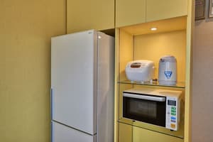thumbnail: Microwave