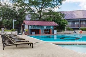 thumbnail: Outdoor pool