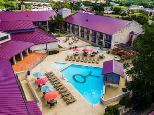 thumbnail: Outdoor pool