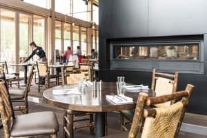 thumbnail: Restaurant