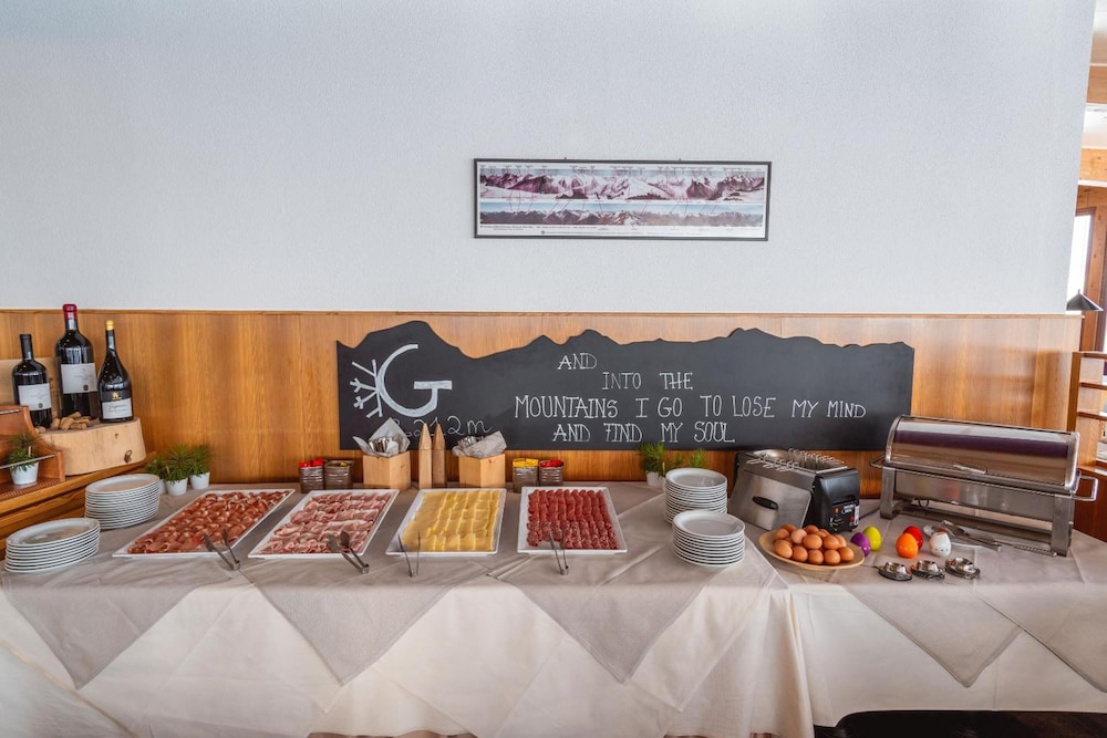 Restaurant-cafeteria