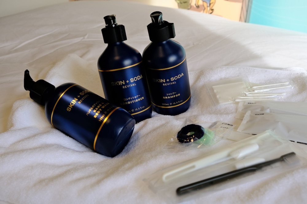 Bathroom amenities