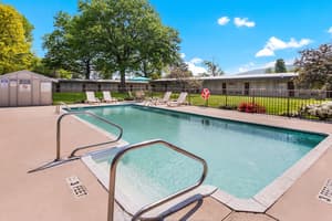 thumbnail: Pool
