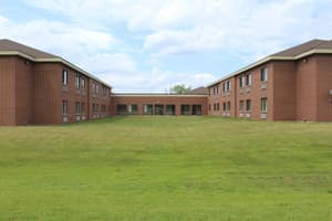 thumbnail: Exterior