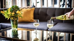 thumbnail: Bar (on property)