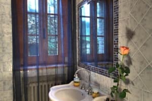 thumbnail: Bathroom sink