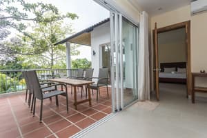 thumbnail: Terrace/patio