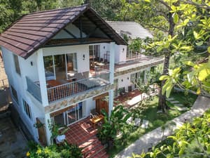 thumbnail: Terrace/patio