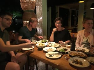 thumbnail: Restaurant