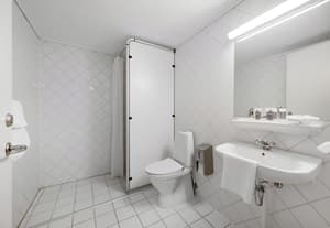 thumbnail: Bathroom