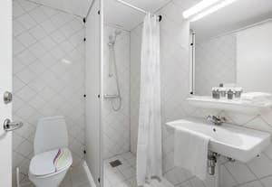 thumbnail: Bathroom