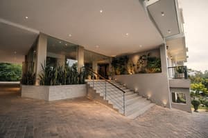thumbnail: Front of property
