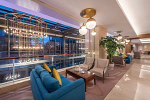 thumbnail: Lobby lounge