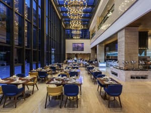 thumbnail: Restaurant