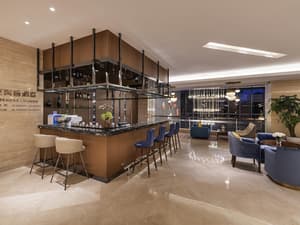 thumbnail: Bar (on property)