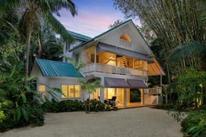 thumbnail: Front of property - evening/night
