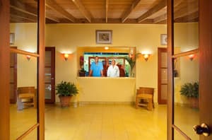 thumbnail: Reception