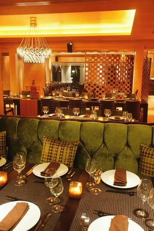 thumbnail: Restaurant