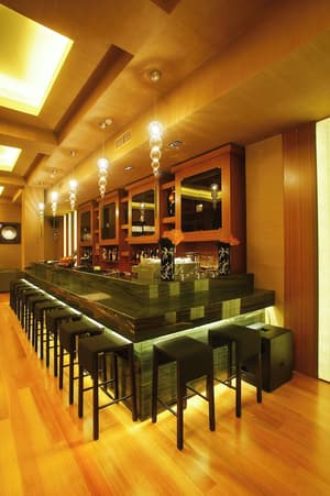 thumbnail: Restaurant