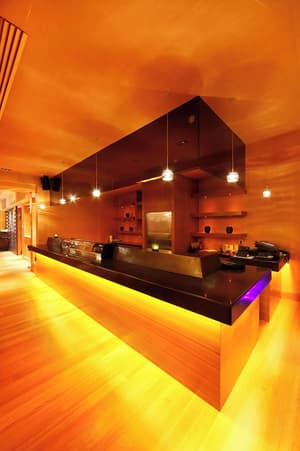 thumbnail: Restaurant