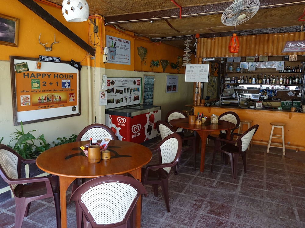 Check-in/check-out kiosk