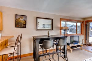 thumbnail: In-room dining