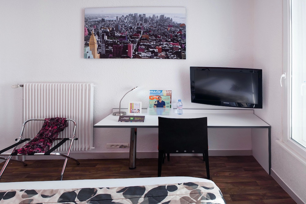 In-room business center