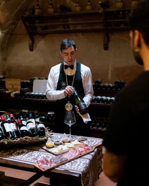thumbnail: Tasting room