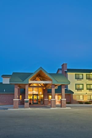 thumbnail: Front of property - evening/night