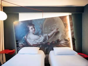 thumbnail: Room