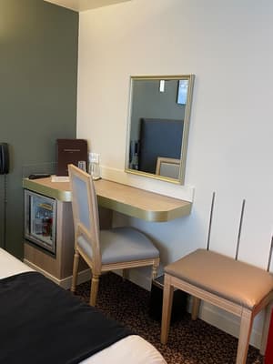 thumbnail: Room