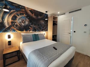 thumbnail: Room
