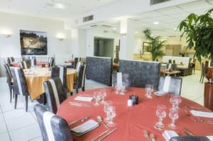 thumbnail: Restaurant