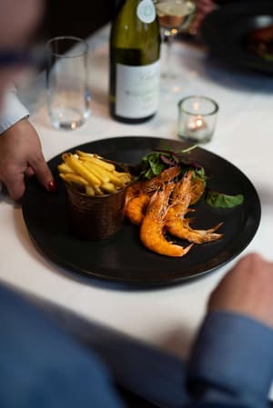 thumbnail: Restaurant
